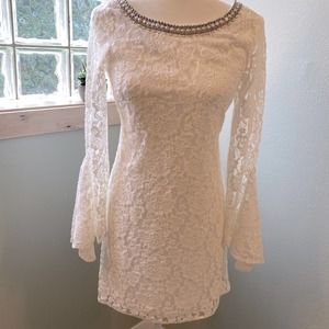 Laundry lace Bodycon Dress with Bell Sleeves!! Gorgeous for Era's tour or BTB